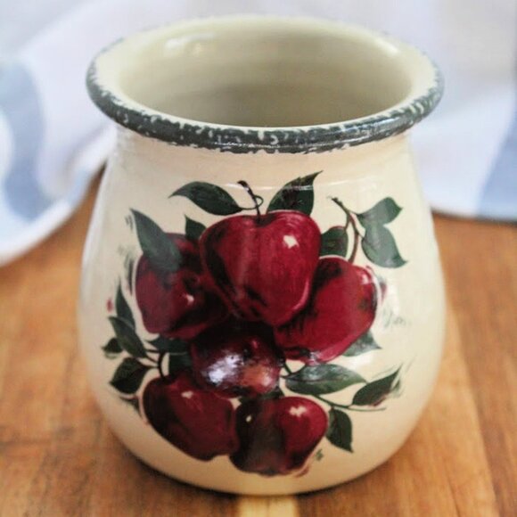Vintage Home and Garden Party Small Apple Vase - Picture 1 of 2